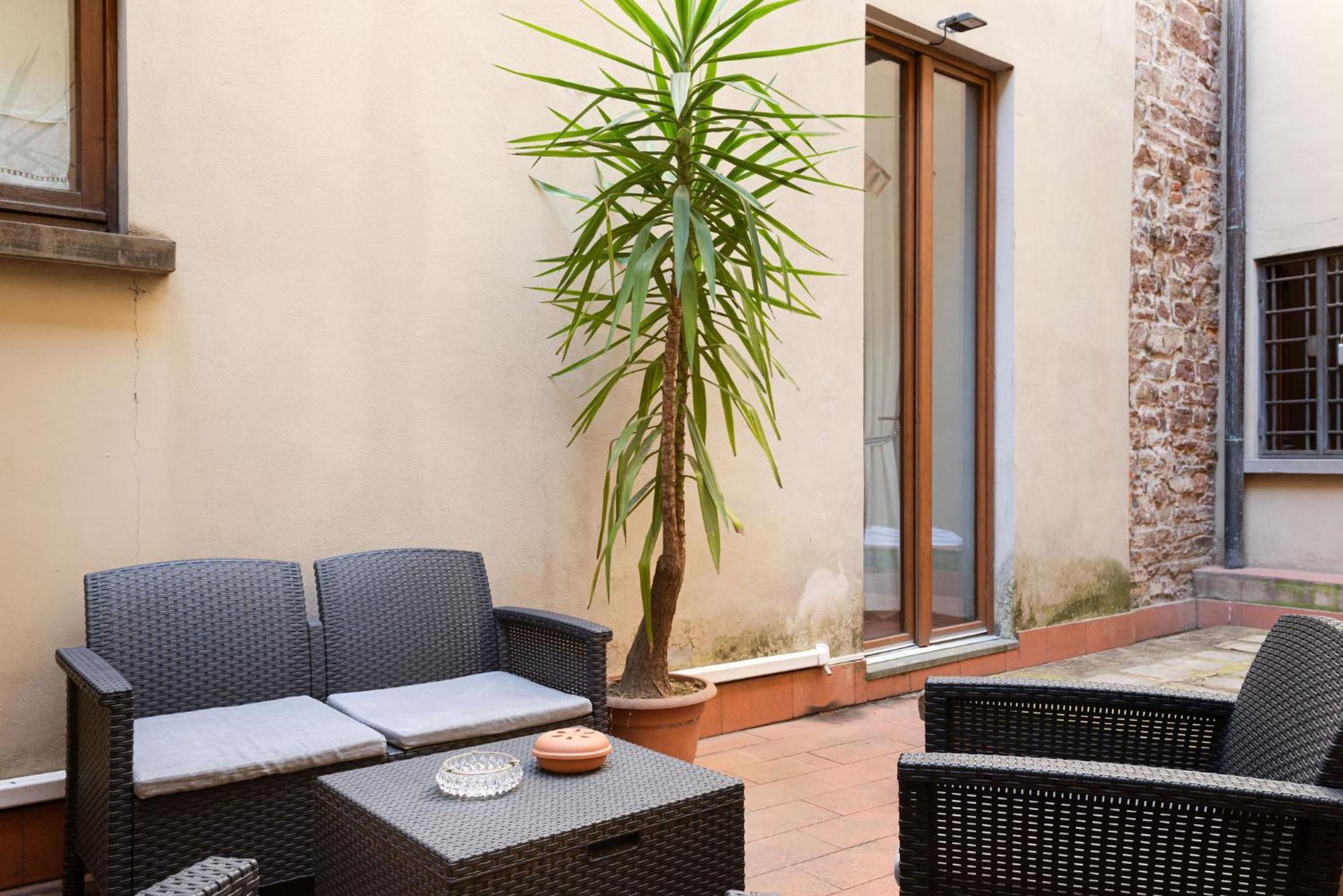 Signoria Apartment With Patio Firenze Eksteriør bilde